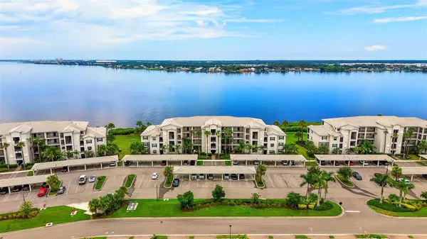 Bradenton, FL 34208,1010 TIDEWATER SHORES LOOP #307