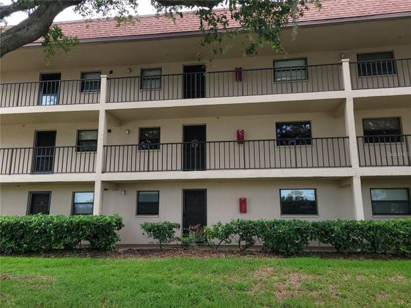 104 CAPRI ISLES BLVD #103, Venice, FL 34292