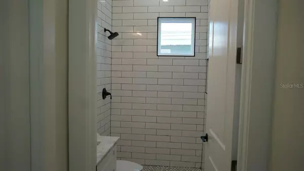 Tampa, FL 33605,2604 E 11TH AVE