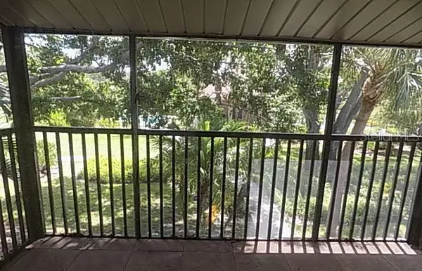 Sarasota, FL 34237,900 LA COSTA CIR #6