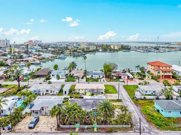 Madeira Beach, FL 33708,256 144TH AVE