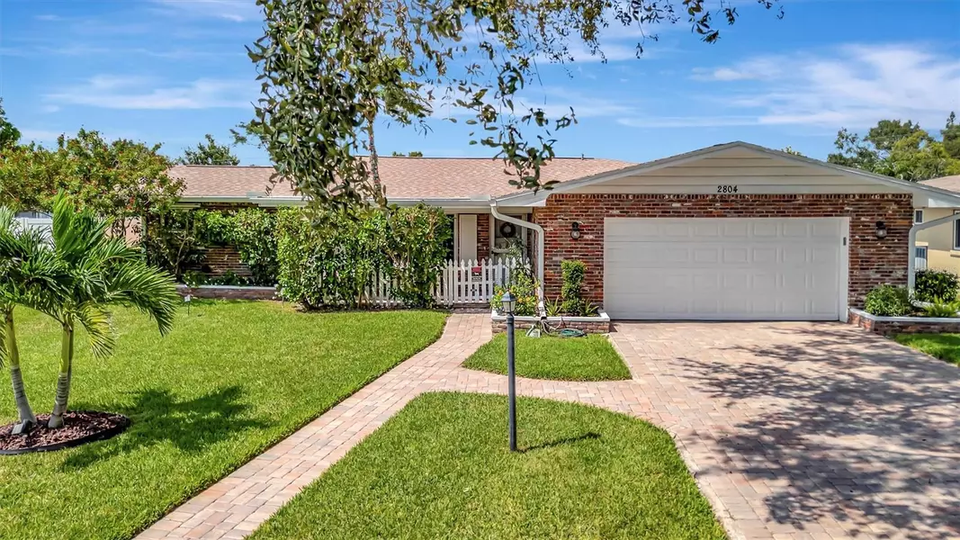 2804 26TH AVENUE DR W, Bradenton, FL 34205