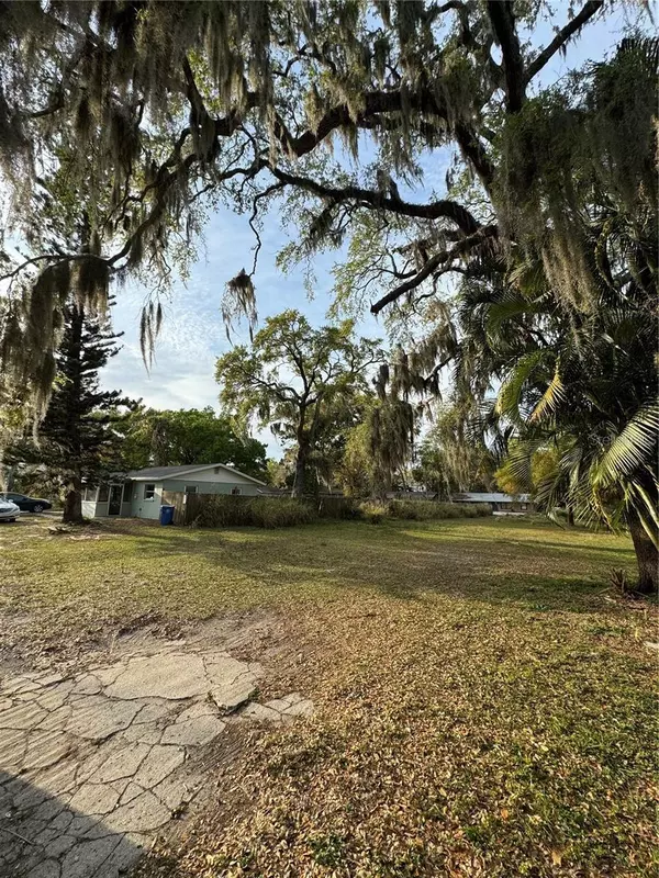 Bradenton, FL 34208,1221 4TH AVE E