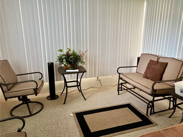 Bradenton, FL 34203,5707 45TH ST E #81