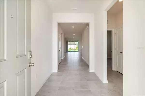Bradenton, FL 34212,604 160TH ST E