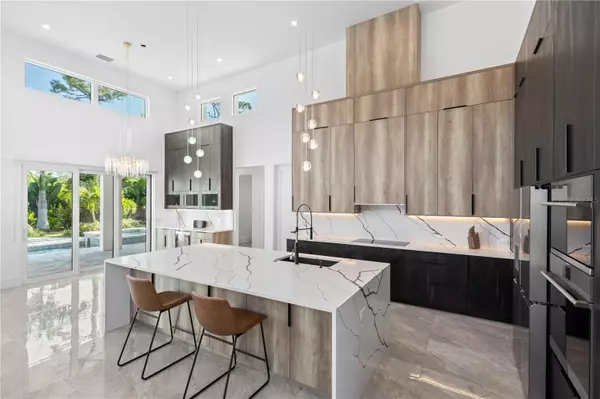 Sarasota, FL 34231,2456 MISSARA LN