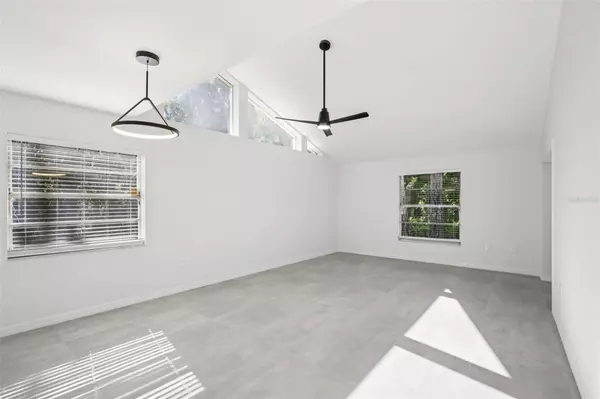 Sarasota, FL 34234,4773 VILLAGE GARDENS DR #97