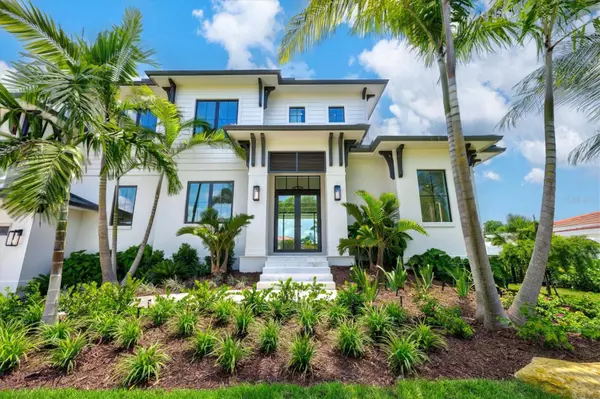 Longboat Key, FL 34228,524 HALYARD LN