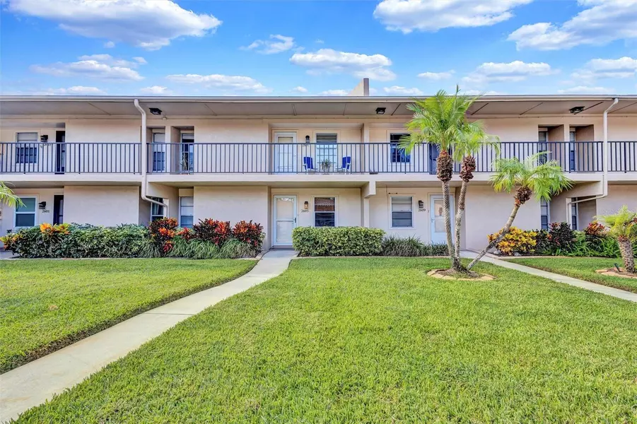 2607 WOODGATE LN #K9, Sarasota, FL 34231