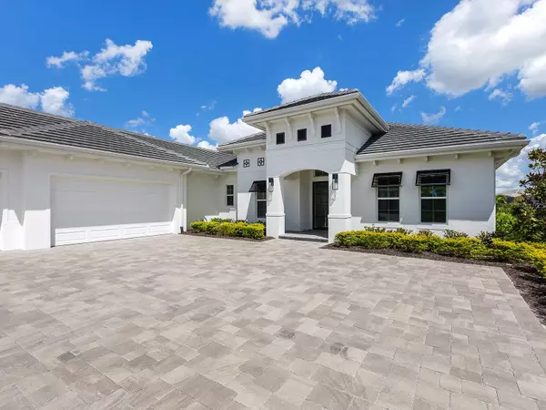 Sarasota, FL 34240,1217 BLUE SHELL LOOP
