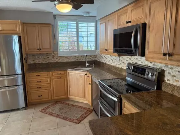Longboat Key, FL 34228,737 BAYPORT WAY #D
