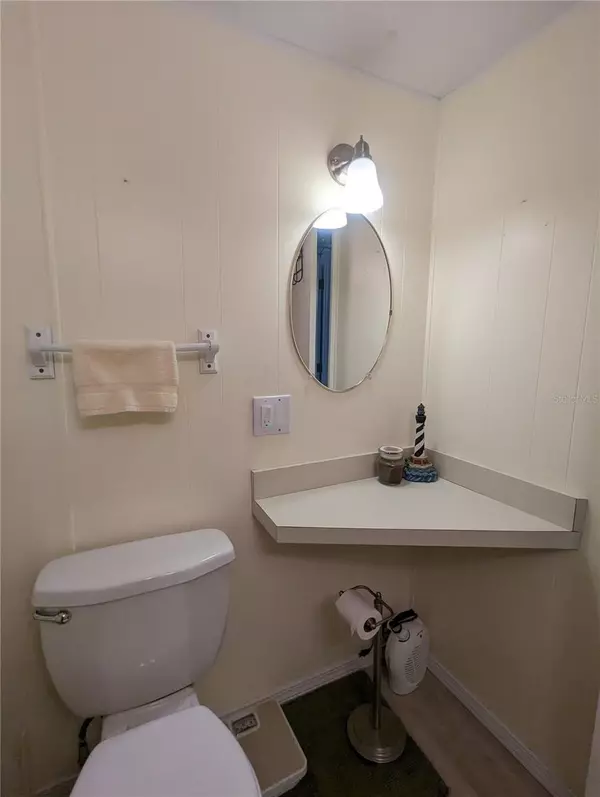 Sarasota, FL 34234,1702 OLYMPIA FIELDS ST
