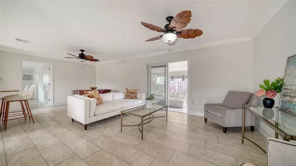 Sarasota, FL 34239,3085 GOLDENROD ST