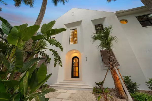 Sarasota, FL 34239,1648 BONITA LN