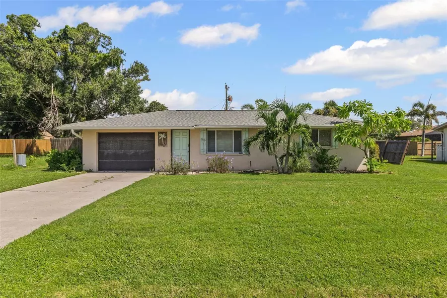 80 LOYOLA RD, Venice, FL 34293