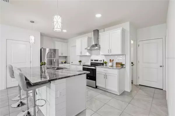 Bradenton, FL 34211,3307 HILLTOP CIR