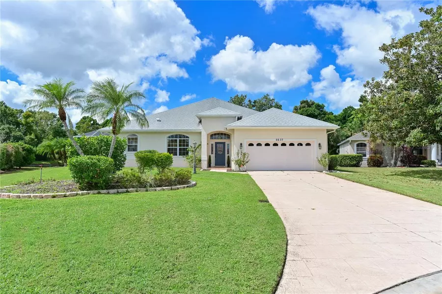 6637 PLEASANT HILL RD, Bradenton, FL 34203