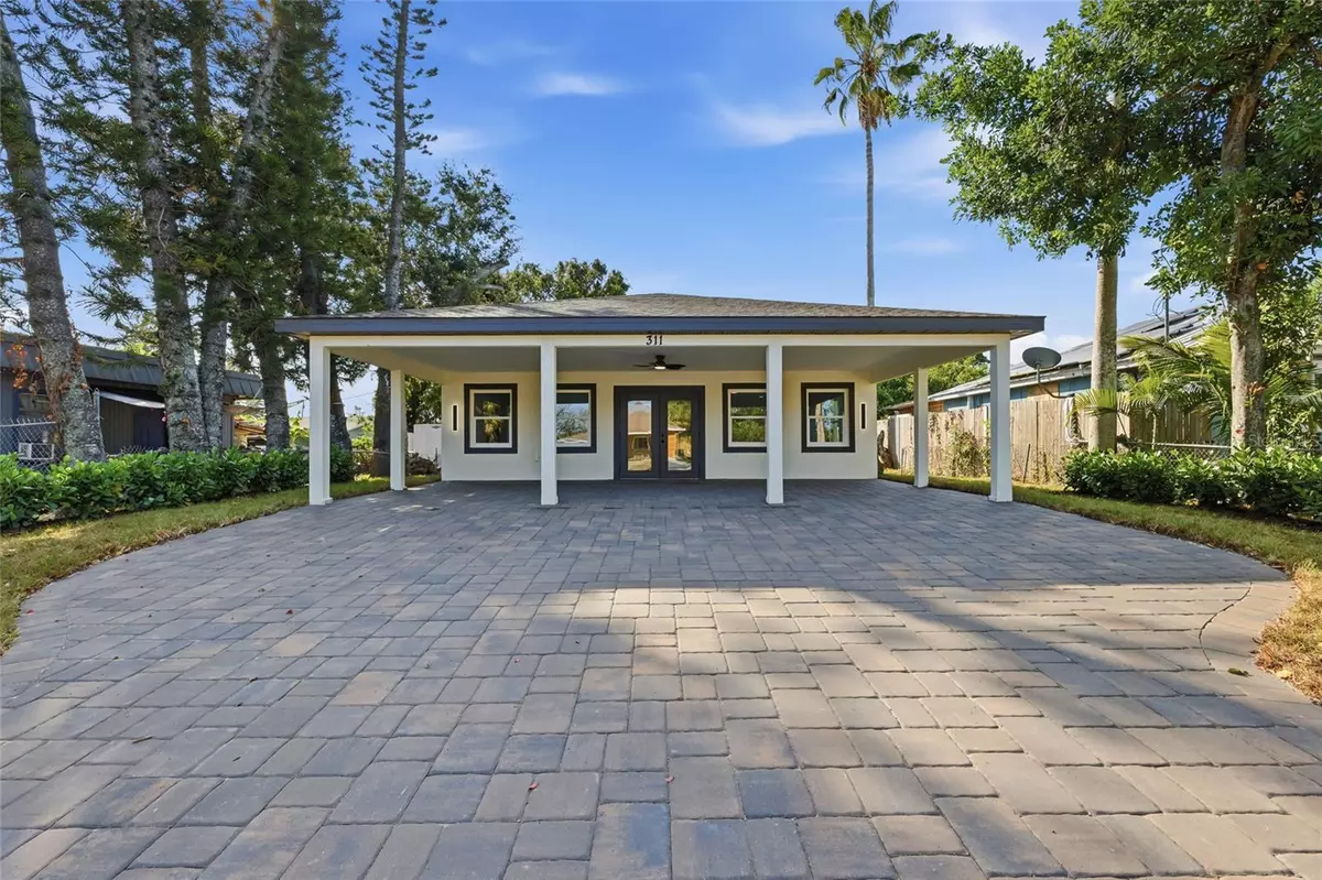 Palmetto, FL 34221,311 12TH ST W