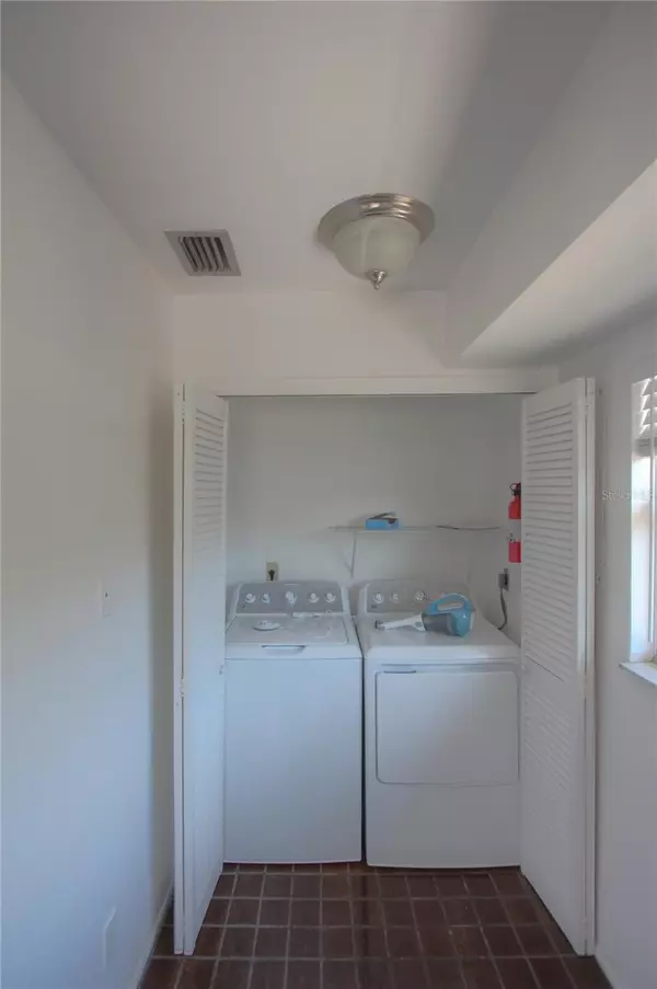 Sarasota, FL 34236,307 S OSPREY AVE #307