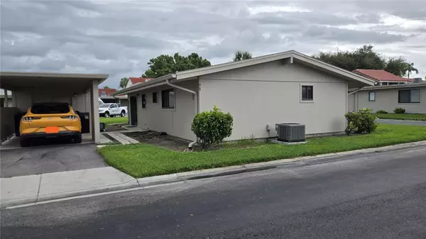 Venice, FL 34285,500 PARK BLVD S #98