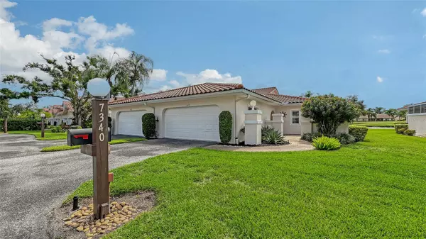 Sarasota, FL 34243,7340 GOLF POINTE CIR