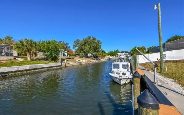 Bradenton, FL 34207,404 S BRYN MAWR IS