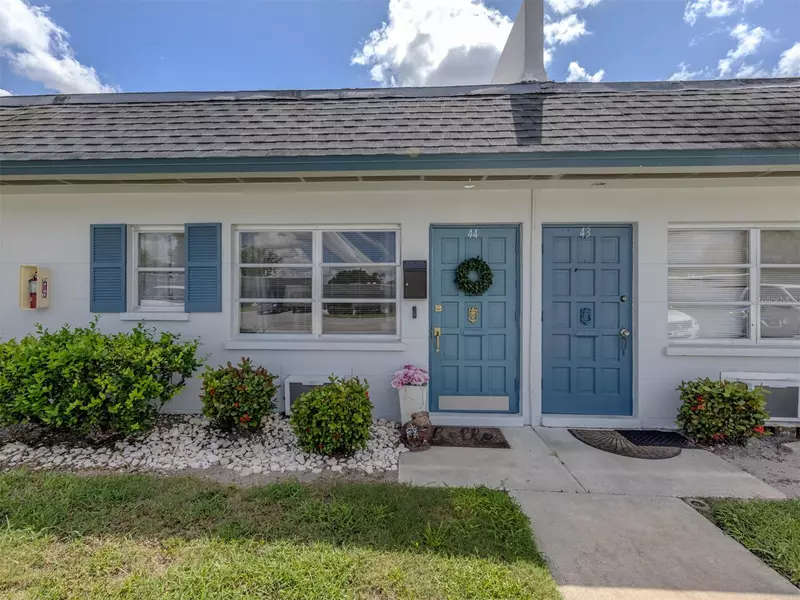 4444 SWIFT RD #44, Sarasota, FL 34231