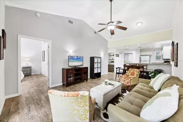 Bradenton, FL 34210,3604 54TH DR W #202