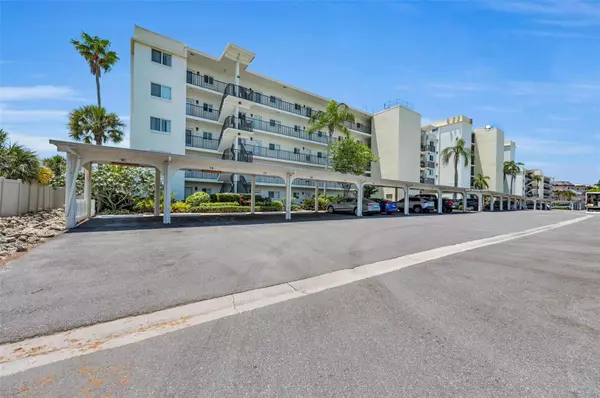 Sarasota, FL 34242,797 BEACH RD #509