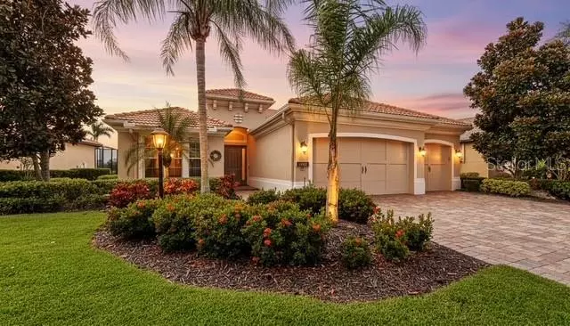 14718 SECRET HARBOR PL, Lakewood Ranch, FL 34202