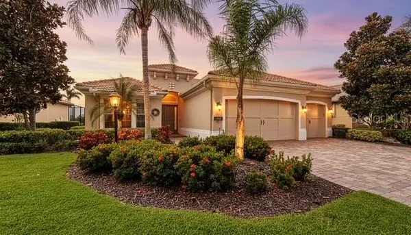 14718 SECRET HARBOR PL, Lakewood Ranch, FL 34202