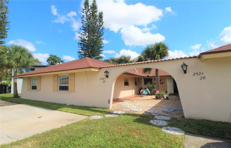 2530 TERRY LANE, Sarasota, FL 34231