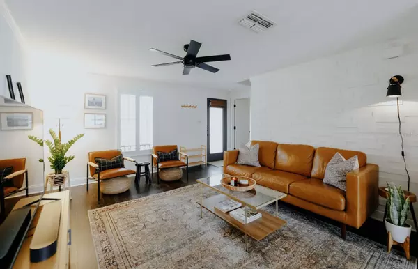 Sarasota, FL 34239,2472 TEMPLE ST