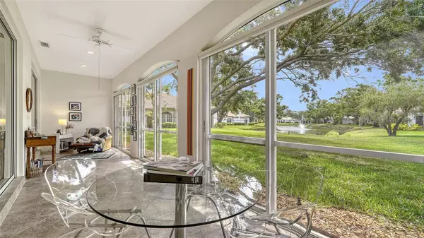 Sarasota, FL 34235,3933 CHATSWORTH GREENE #50