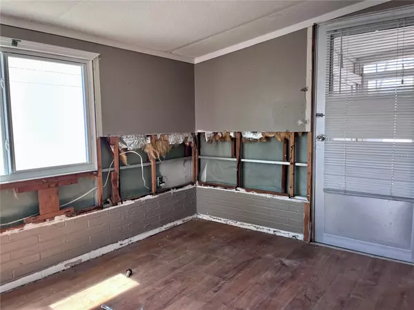 Bradenton, FL 34210,10315 CORTEZ RD W #51-4