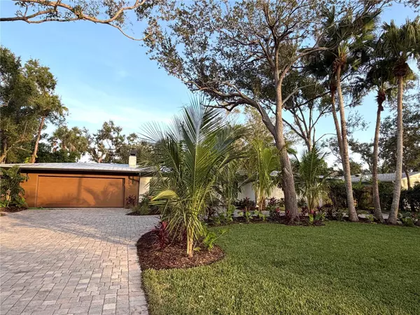 Sarasota, FL 34239,3705 TANGIER TER