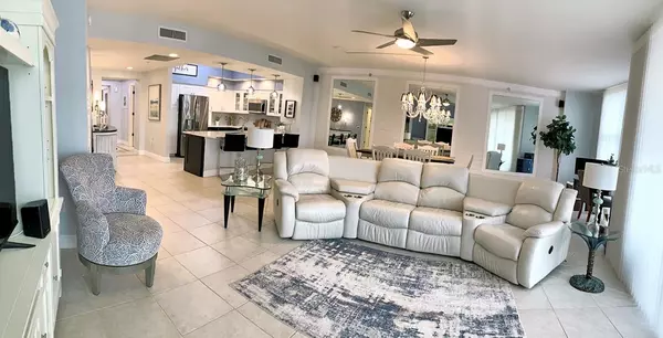 Punta Gorda, FL 33955,3313 SUNSET KEY CIR #105