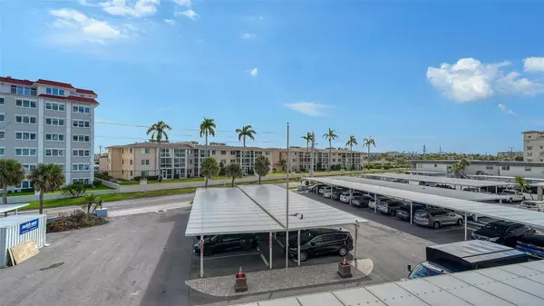 Venice, FL 34285,555 THE ESPLANADE N #303