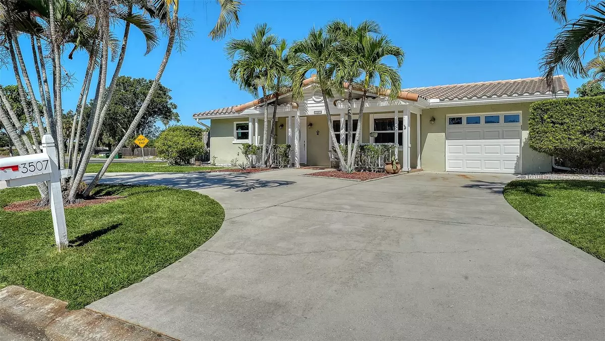 Sarasota, FL 34239,3507 PINECREST ST