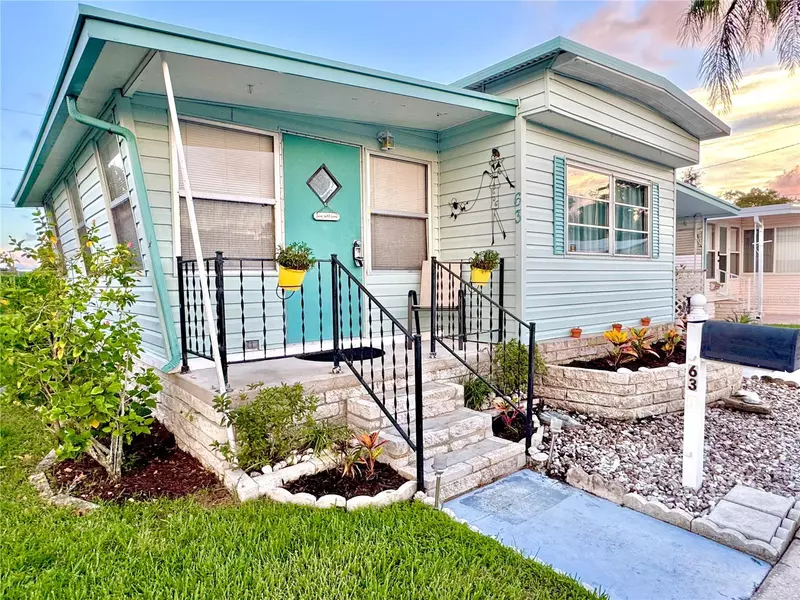 130 PATRICIA AVE #63, Dunedin, FL 34698