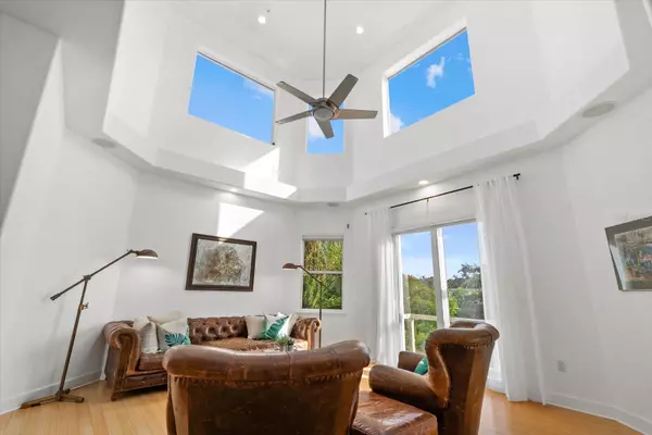 Sarasota, FL 34242,4929 OXFORD DR