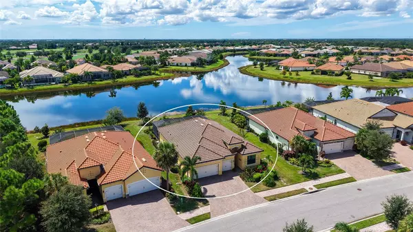 7007 WHITTLEBURY TRL, Lakewood Ranch, FL 34202