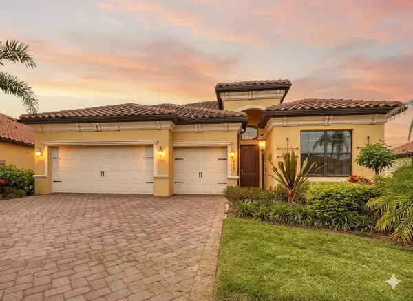 7007 WHITTLEBURY TRL, Lakewood Ranch, FL 34202