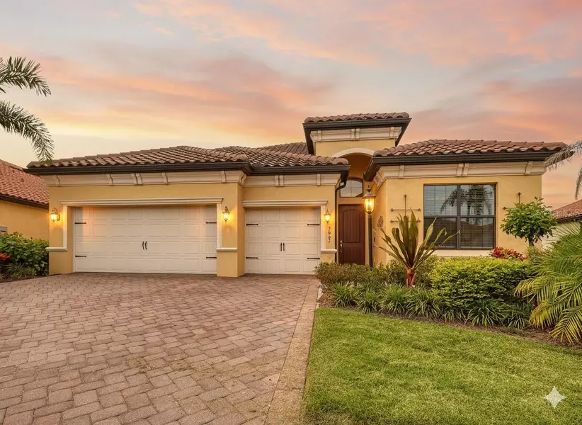 7007 WHITTLEBURY TRL, Lakewood Ranch, FL 34202
