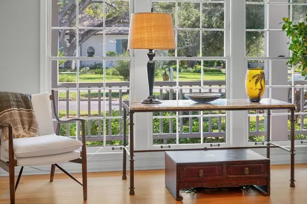 Sarasota, FL 34239,1585 SOUTH DR