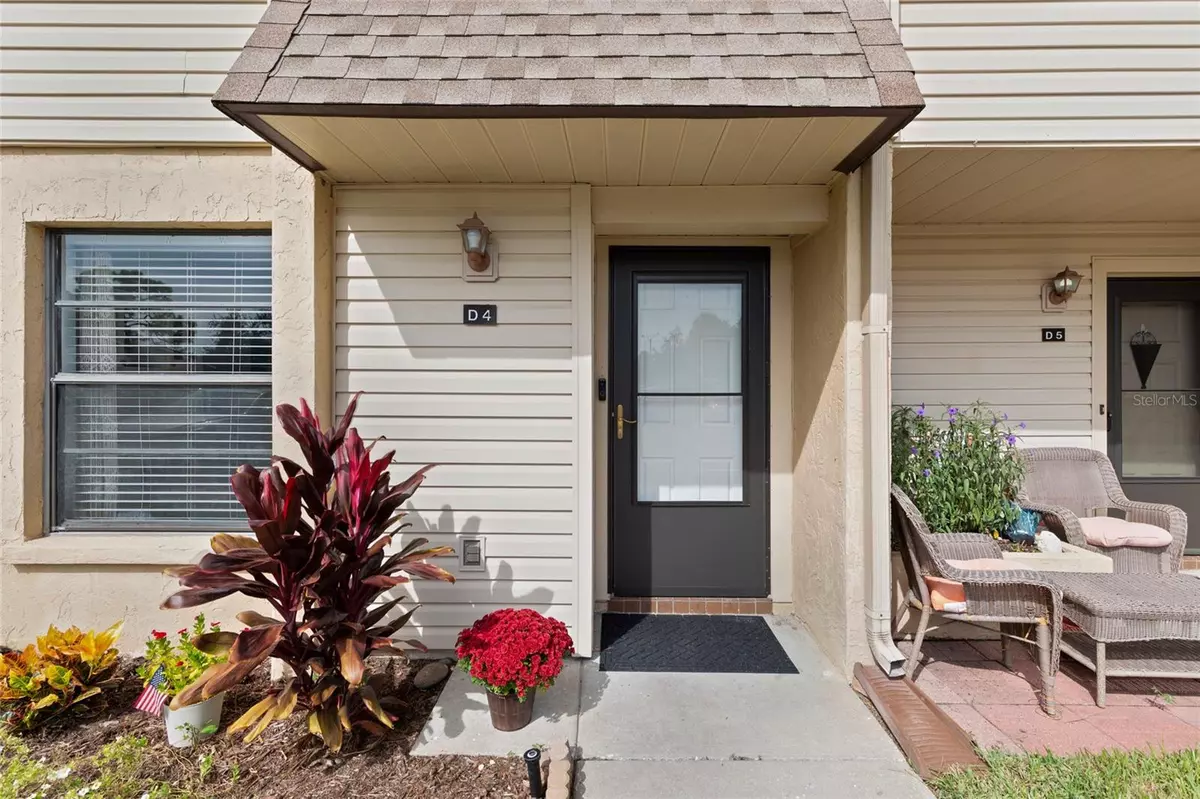 Bradenton, FL 34209,3602 54TH ST W #D4