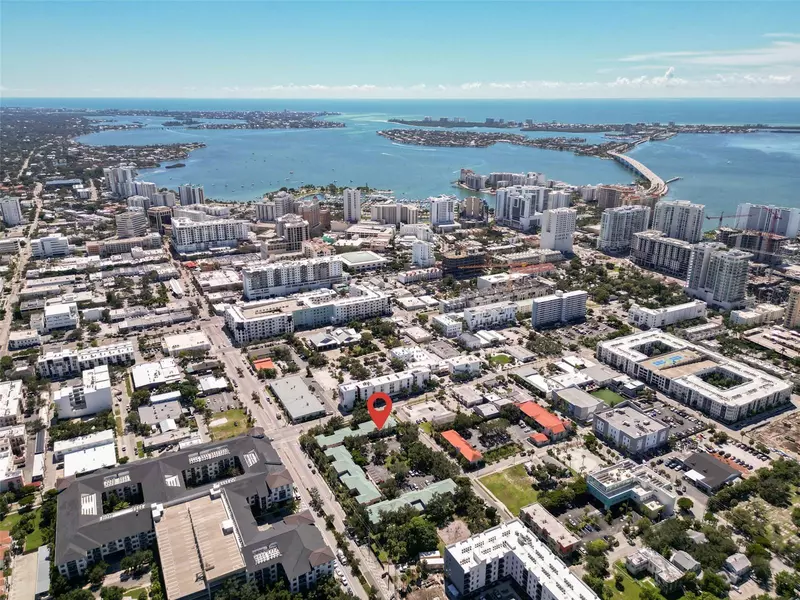 606 COHEN WAY, Sarasota, FL 34236