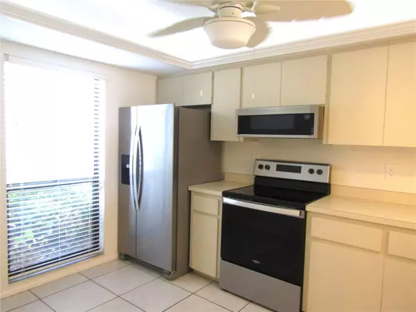 Sarasota, FL 34235,2973 TAYWOOD MDWS #23