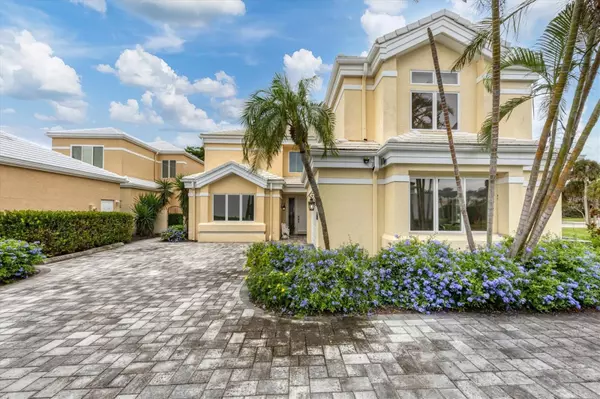 Sarasota, FL 34238,7728 CLUB LN