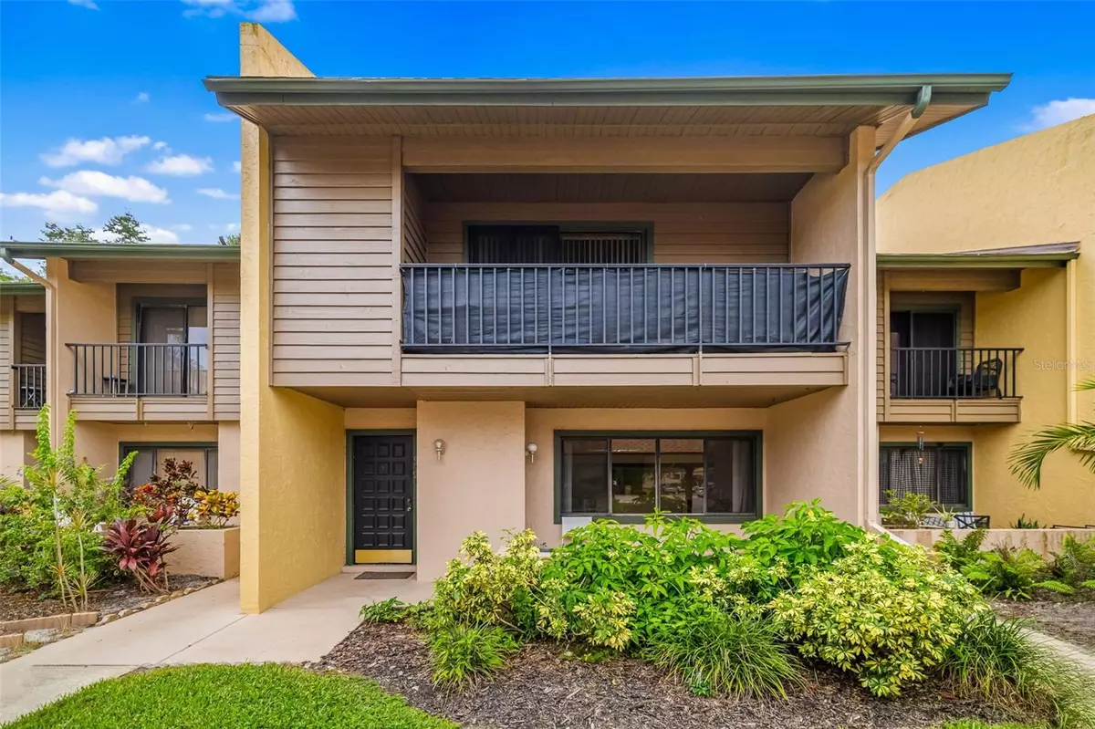 Sarasota, FL 34234,972 SUNRIDGE DR #972